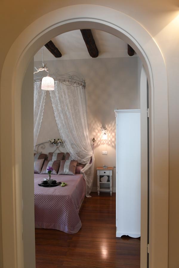 サレルノ Casa Suare Bed & Breakfast エクステリア 写真